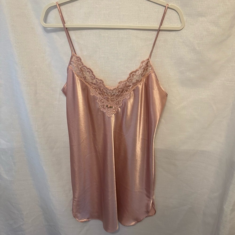 Cypress Women's Pink Satin Chemise L